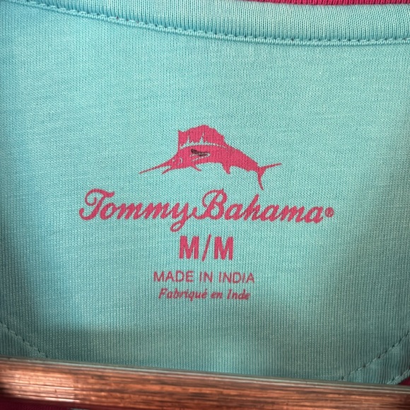Tommy bahama tshirt - Picture 2 of 3